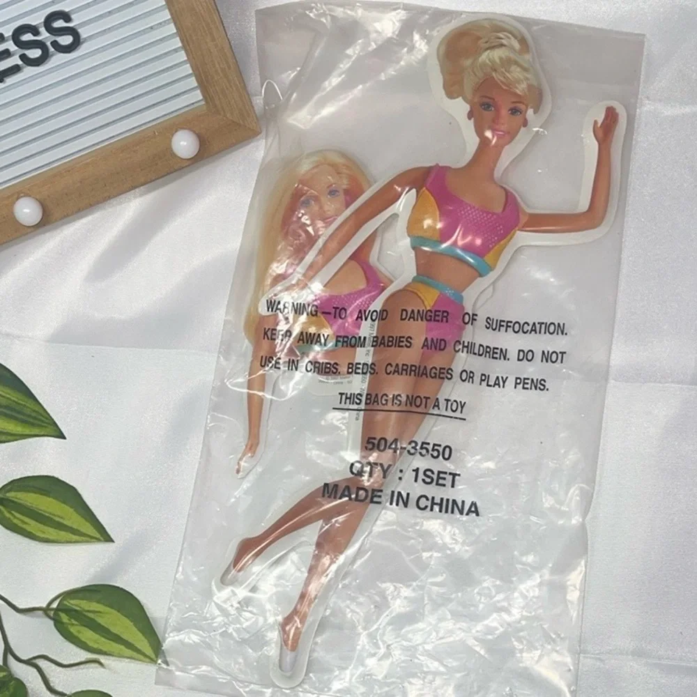 Vintage Wilton Mattel Barbie 1997 with insert Lay Ons New In Package